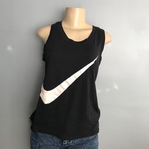 Nike sport top small